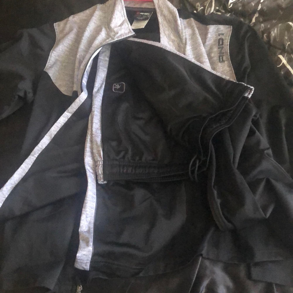 Send new jogging suit
